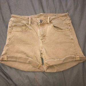American eagle khaki shorts